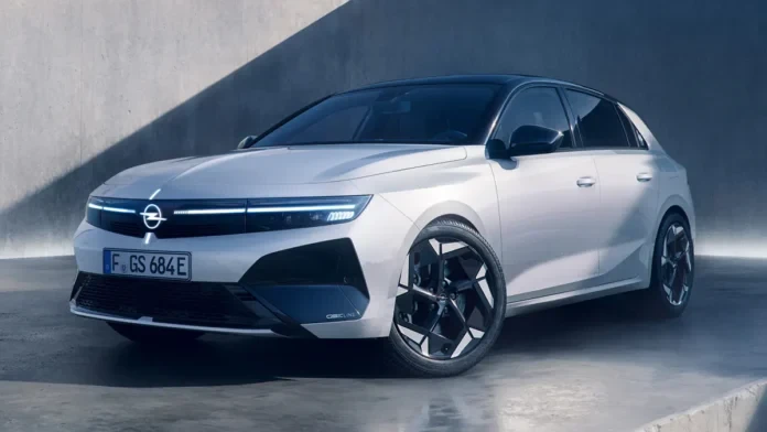 Opel показав хетчбек Astra у версії GSE Line